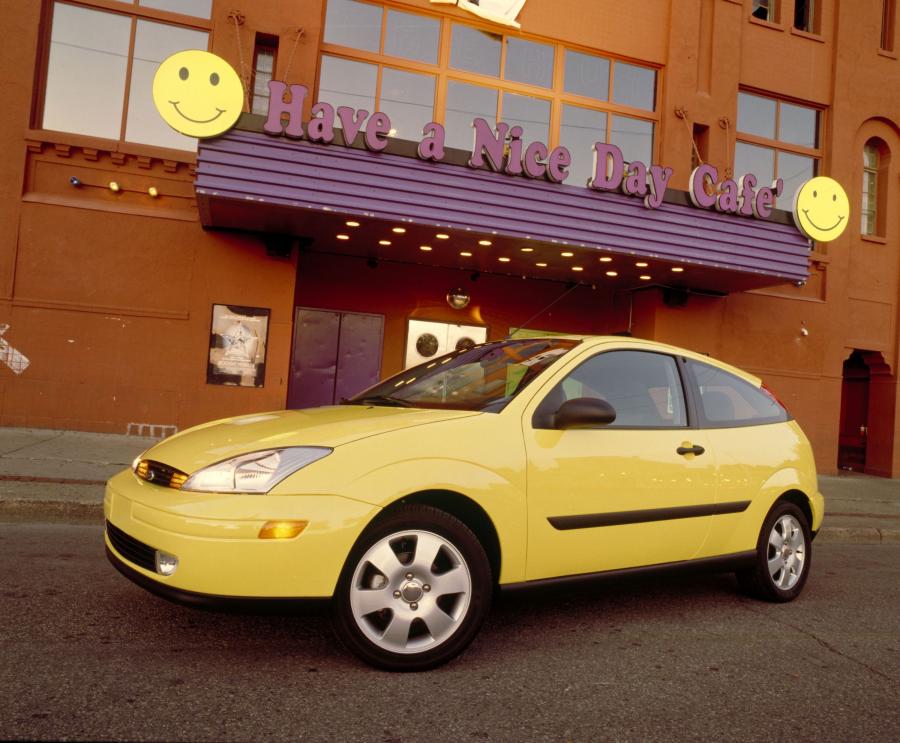  Ford Focus 1999 года  (фото 57 из 130)